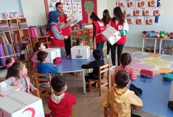 Türk Kızılay geçen yıl 776 bin 312 kişiye ilk yardım eğitimi verdi
