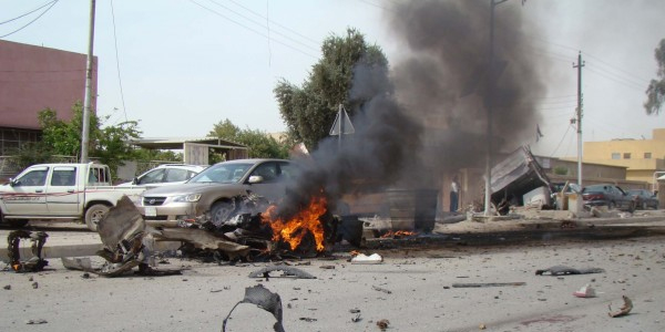 Bağdatta bomba yüklü araçla saldırı: 5 ölü, 10 yaralı