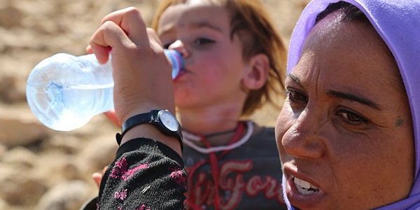 ABD Yezidilere havadan gıda yardımında bulundu