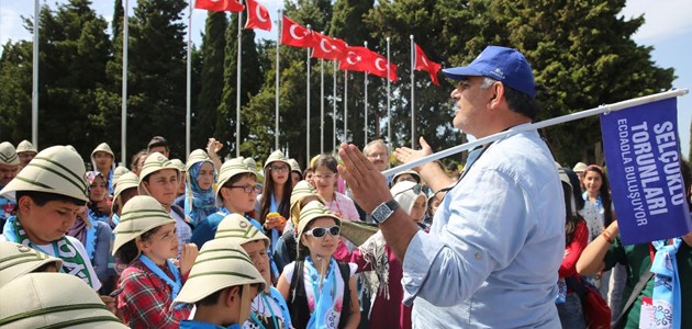 Başarılı öğrenciler Çanakkale gezisi ile ödüllendirildi