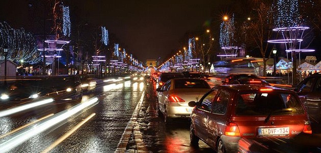Paris’te eski araçlara trafik yasağı