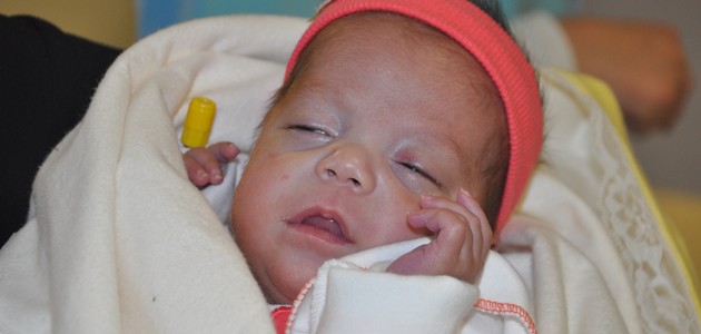 Konya’da 560 gramlık Gülizar bebek hayata tutundu
