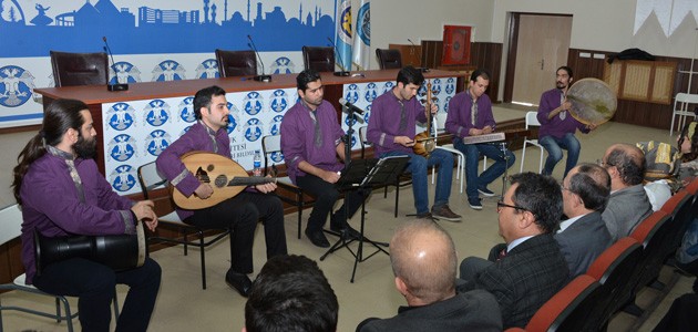 Selçuk’ta İran müziği coşkusu