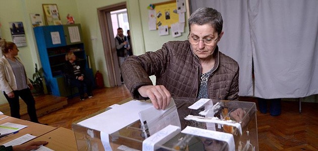 Bulgaristan’da 5 siyasi parti parlamentoya girdi