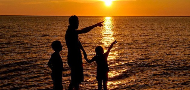 Bakanlık “mutlu aile“ olmanın yollarını anlatıyor