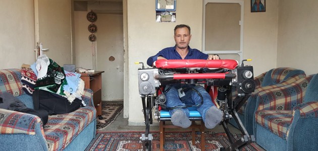 Engelli ve yatalak hastalar için “robotik sandalye“ yaptı