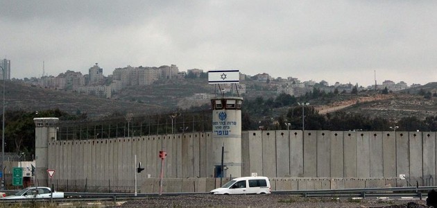 Filistinli 200 tutuklu daha açlık grevine başladı