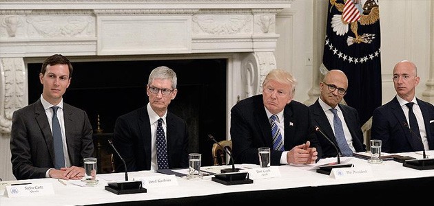 Trump teknoloji CEO’larıyla bir araya geldi