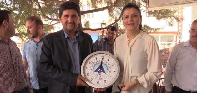 Ayşe Türkmenoğlu Derbent’teki bayramlaşmaya katıldı