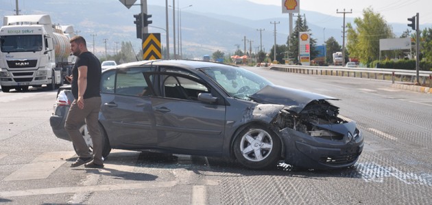 Akşehir’de trafik kazası: 3 yaralı