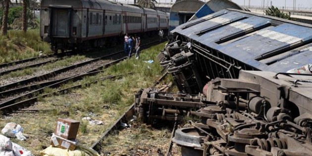 Mısır’da tren kazası: 20 ölü