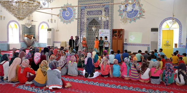 Konya’da yaz Kur’an kursu öğrencilerine eğitim