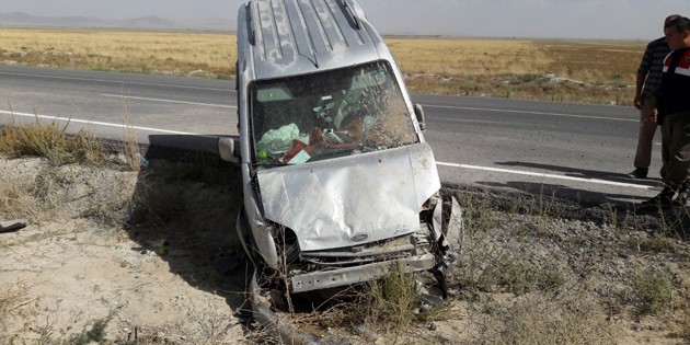 Yunak’ta trafik kazası: 2 yaralı