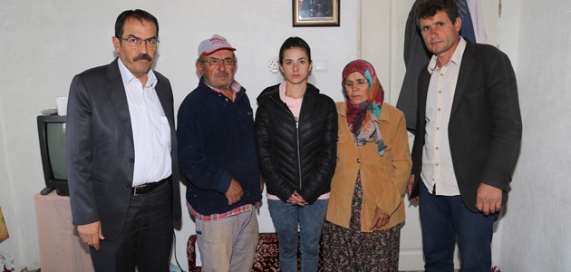 Başkan Ahmet Hadimioğlu şehit ailesini ziyaret etti