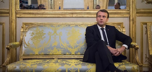 Macron, Paris’te Szydlo ile görüştü