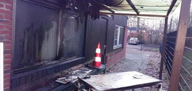 Hollanda’da cami kundaklandı