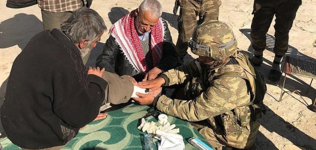 TSK Afrin’de yardım ve şifa dağıttı