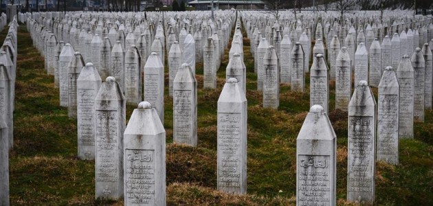 ’Hollanda, Bosna’daki soykırım iş birliğini itiraf etmekle başlamalıdır’