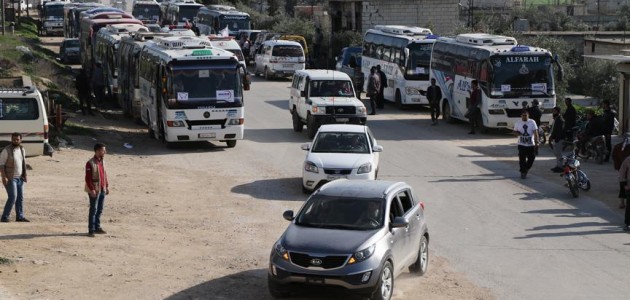 Esed’in kuşattığı Kadem’den bin 55 sivil tahliye edildi