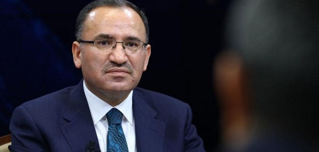 Başbakan Yardımcısı ve Hükümet Sözcüsü Bozdağ: Üç bakan seçim öncesinde istifa etmeyecek