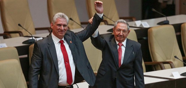 Castro’dan halefi Diaz-Canel’e tam destek
