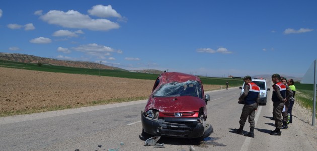 Konya’daki kazada yaralanan kadın öldü