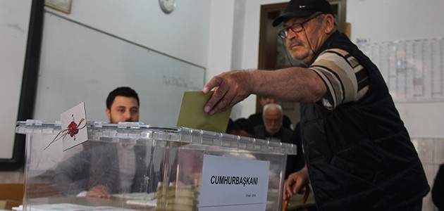 Konya’da oy verme işlemi başladı