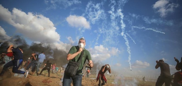 İsrail askerleri Gazze sınırında 35 Filistinliyi yaraladı