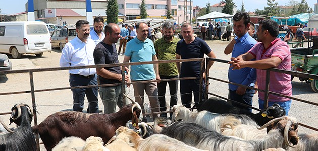 Murat Özaltun, hayvan pazarını ziyaret etti