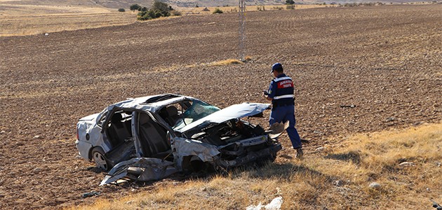 Karaman’da otomobil devrildi: 1 ölü