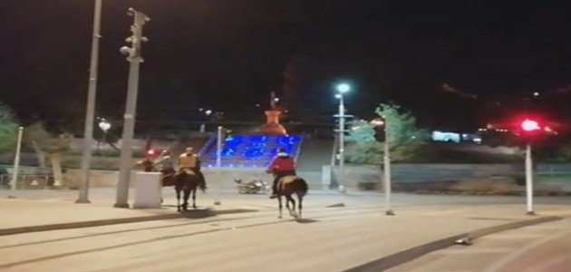 Atlar Konya sokaklarında ‘dörtnala’ koştu!