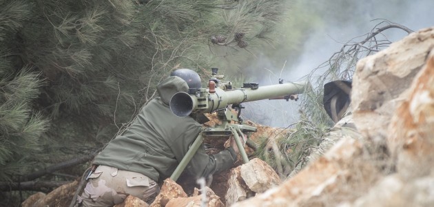 ÖSO ve YPG/PKK Suriye’nin kuzeyinde çatıştı