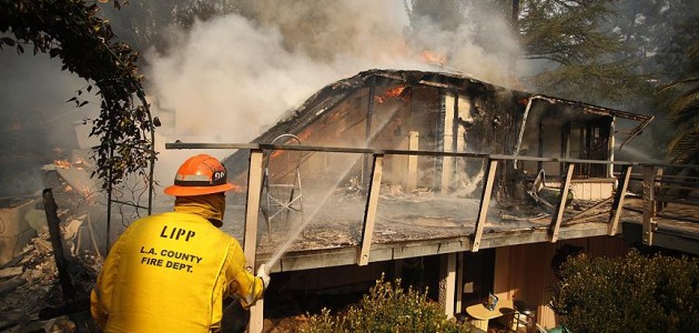 California’daki yangınlarda ölenlerin sayısı 66’ya yükseldi