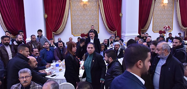 Barış yemeğinde HDP-DBP propagandasına AK Partilerden tepki