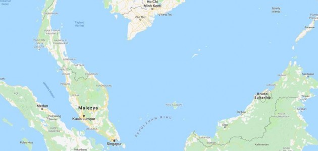 Malezya açıklarında yük gemisinde patlama: 6 yaralı