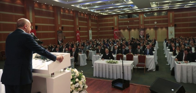 Erdoğan, AK Parti İstanbul İl Başkanlığı’nda