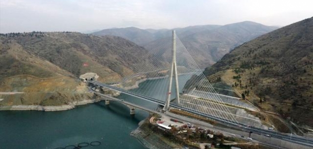16 il için geçiş noktası: 'Kömürhan Köprüsü' açıldı