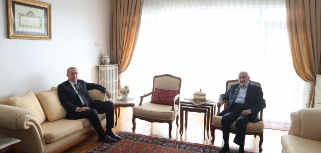 Cumhurbaşkanı Erdoğan'dan Oğuzhan Asiltürk'e ziyaret  