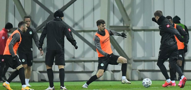  Konyaspor’da Gençlerbirliği maçı hazırlıkları devam ediyor