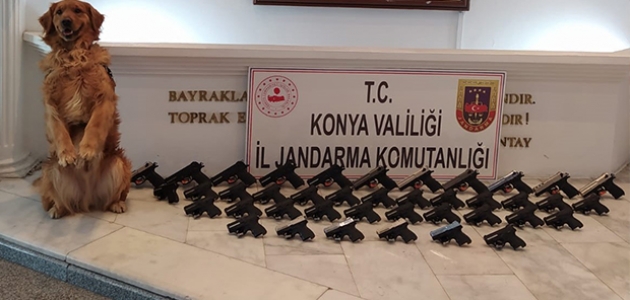 Konya'da silah kaçakçılığı operasyonu: 5 şüpheli tutuklandıV  