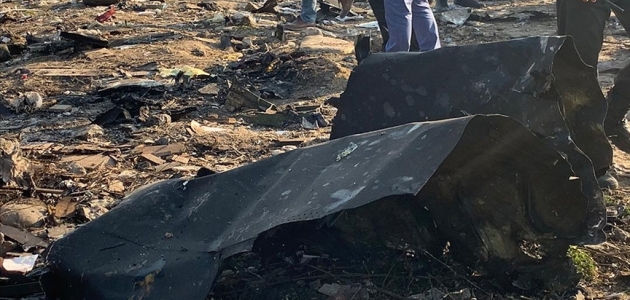 Güney Sudan'da  yolcu uçağı düştü 