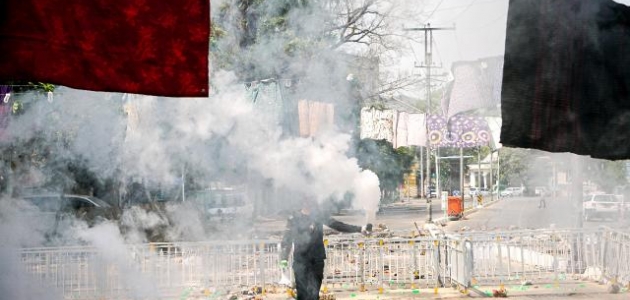 Myanmar'da darbe karşıtlarına ateş açıldı: 56 ölü