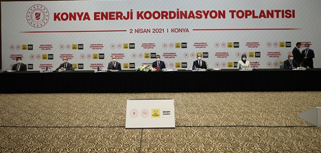  Bakan Dönmez, Konya'daki enerji sektörü temsilcileriyle görüştü   
