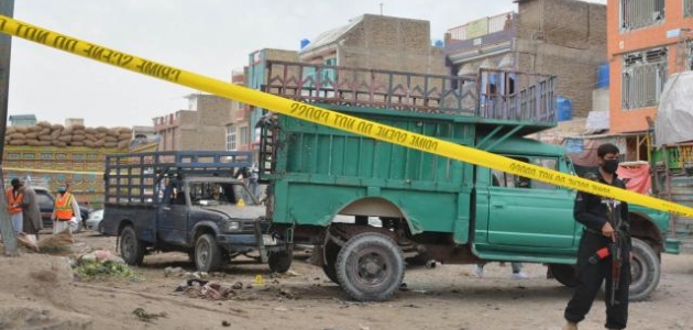 Pakistan’da bombalı saldırı: 2 asker öldü