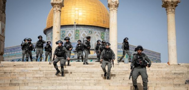İsrail polisi 374 Filistinliyi gözaltına aldı