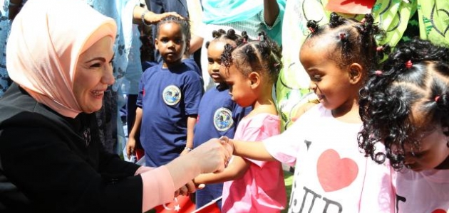 Emine Erdoğan’dan Afrika Günü kutlama programına mesaj