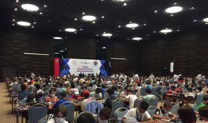 Türkiye Küçükler ve Yıldızlar Satranç Şampiyonası Konya'da başladı