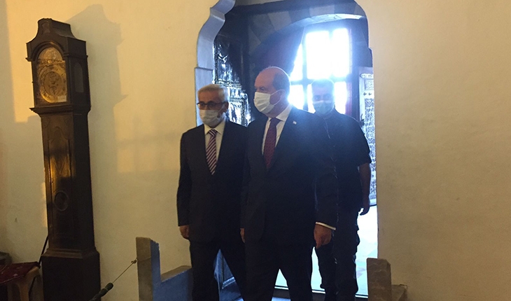 Cumhurbaşkanı Tatar Mevlana Müzesi ve Şehitlik Abidesini ziyaret etti
