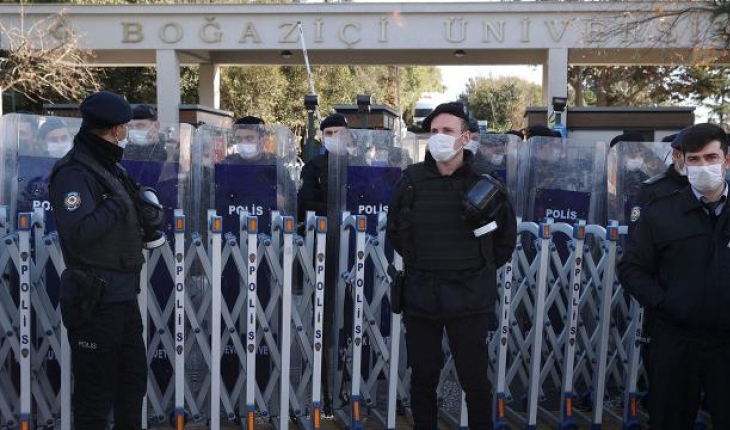 Boğaziçi Üniversitesi'nde izinsiz gösteri: 45 gözaltı