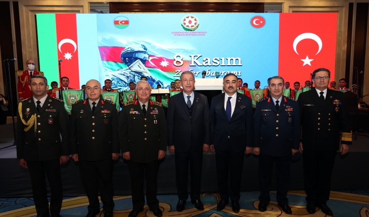Bakan Akar: Azerbaycan kimmiş, Türk kimmiş bunu herkes gördü
